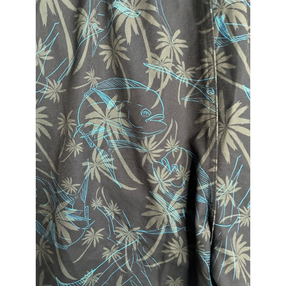 Huk Performance Fishing Shorts Mens Large Black Teal Tropical Palm Fish Print